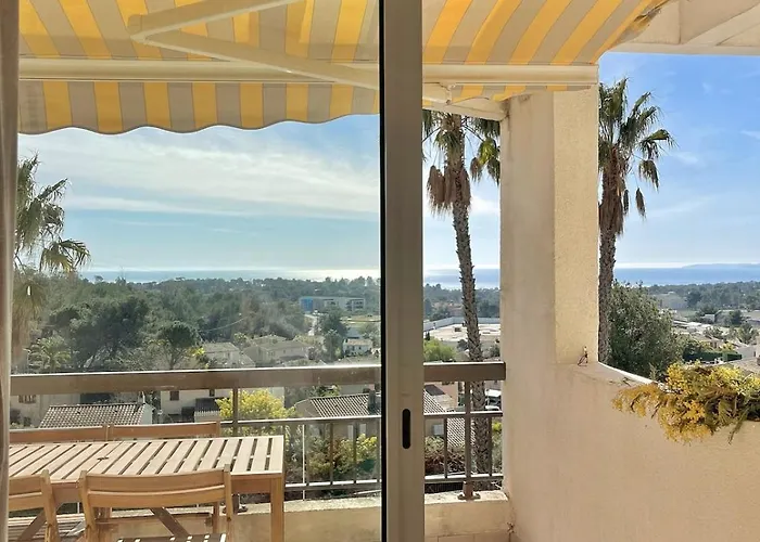 Chez Ophelie, Vue Et Piscine Apartment