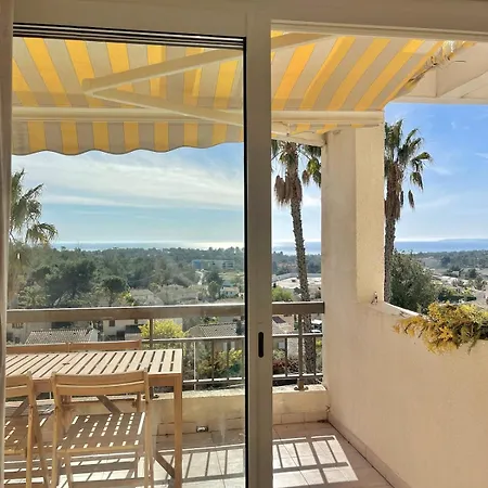 Chez Ophelie, Vue Et Piscine דירה