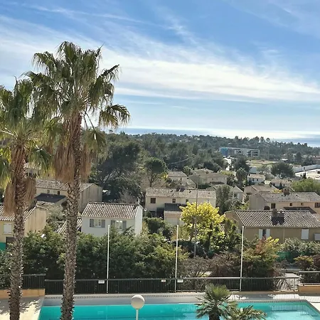 Chez Ophelie, Vue Et Piscine *
